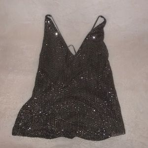 Sequen backless top